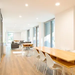 Living With Terrace & Garage By Ndp Rent ميلان