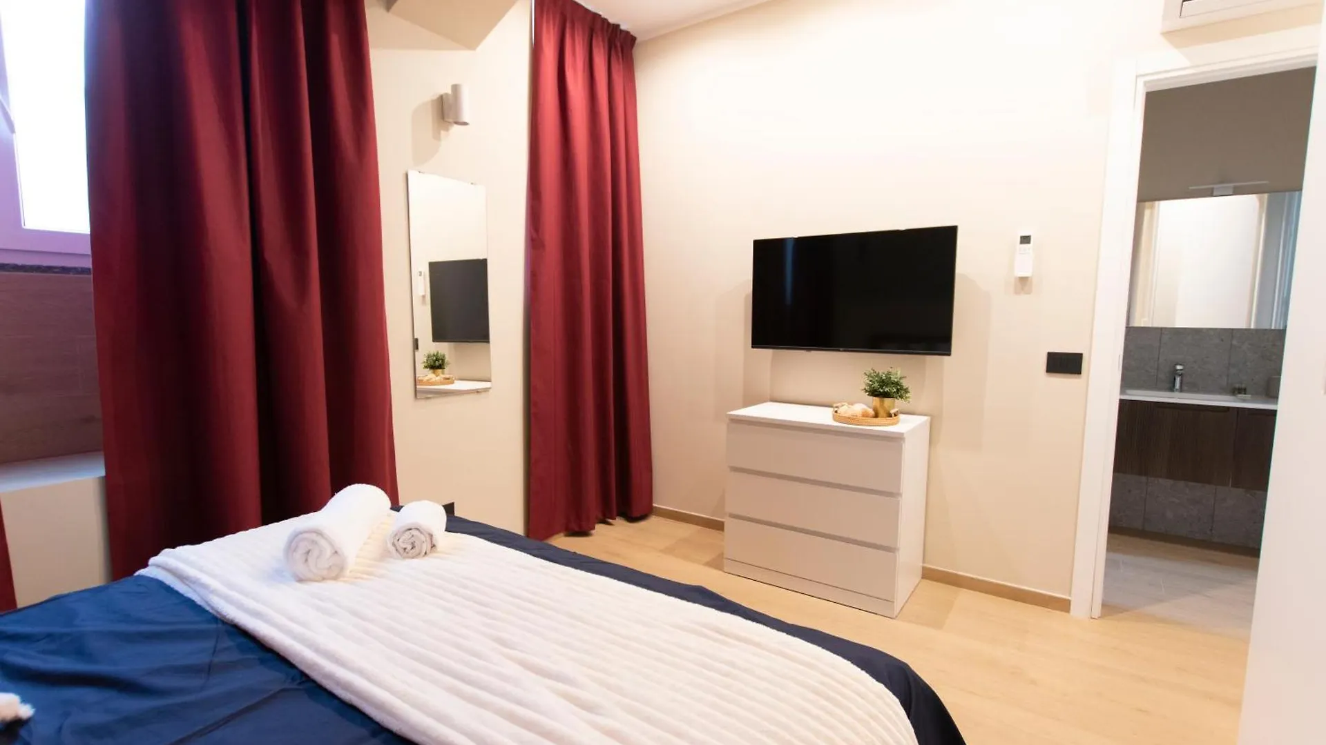 Apartament Ihost Luxury -Free Parking- Plana 6 Mediolan 0*,  Włochy