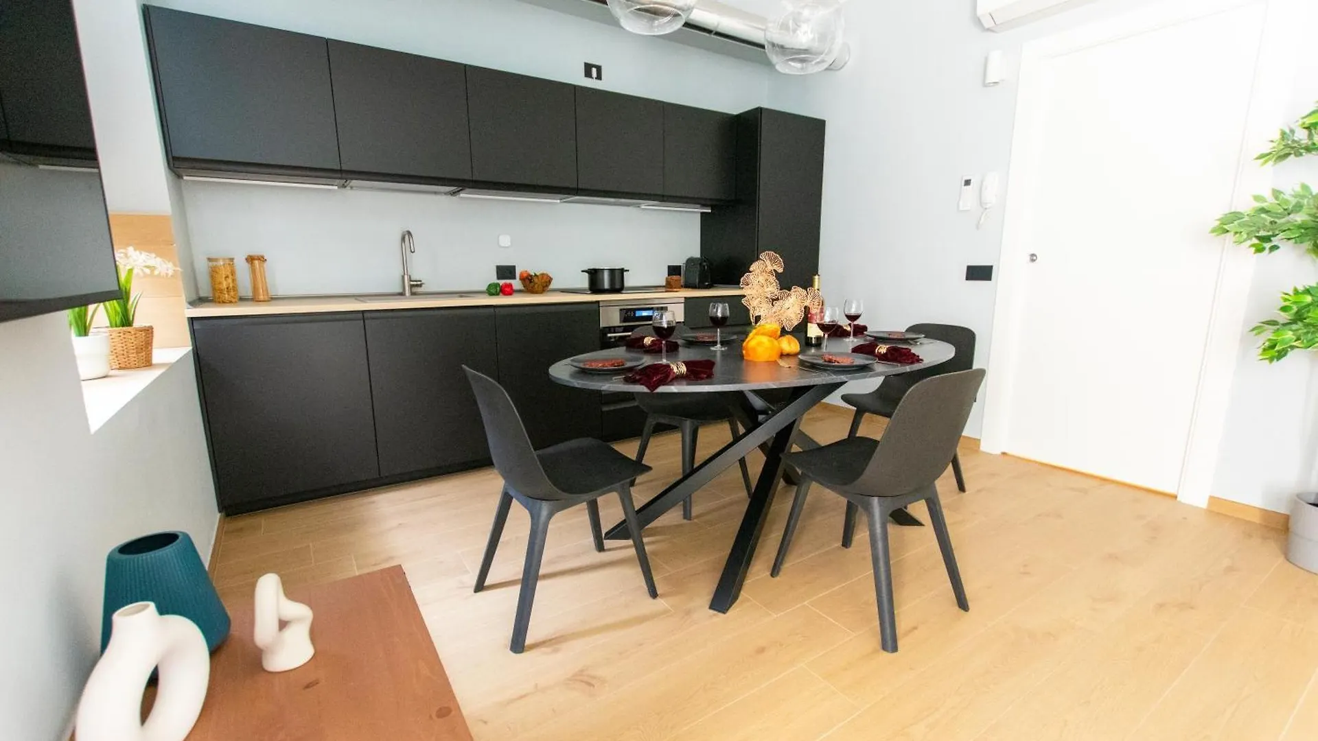 Apartament Ihost Luxury -Free Parking- Plana 6 Mediolan Włochy